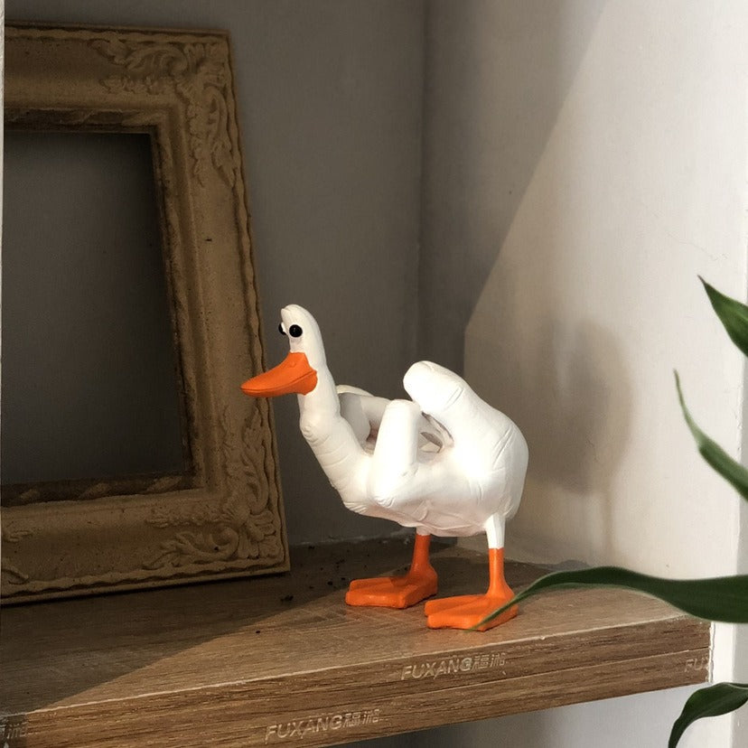Middle finger duck statue resin crafts ornaments duck you spoof middle finger desktop decoration